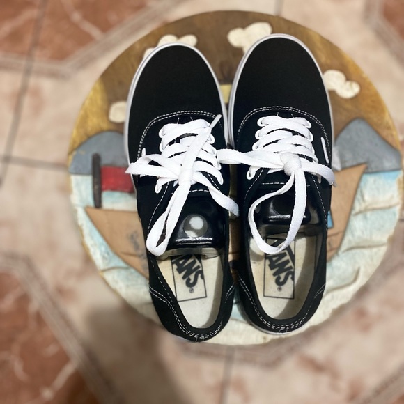 BLACK VANS SHOES - Picture 1 of 3